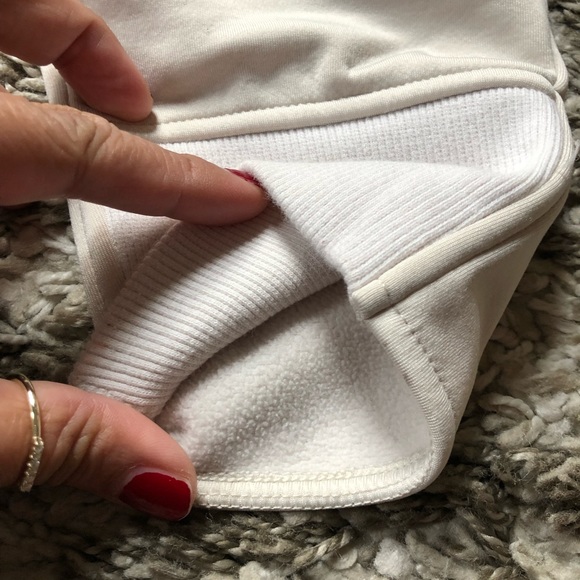 Uniqlo Joggers - Picture 10 of 12